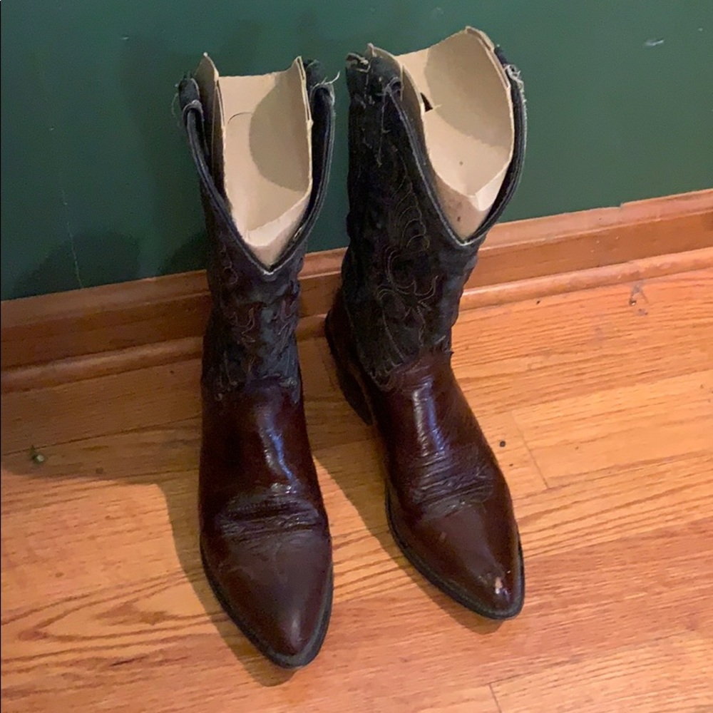 Sage cowboy boots